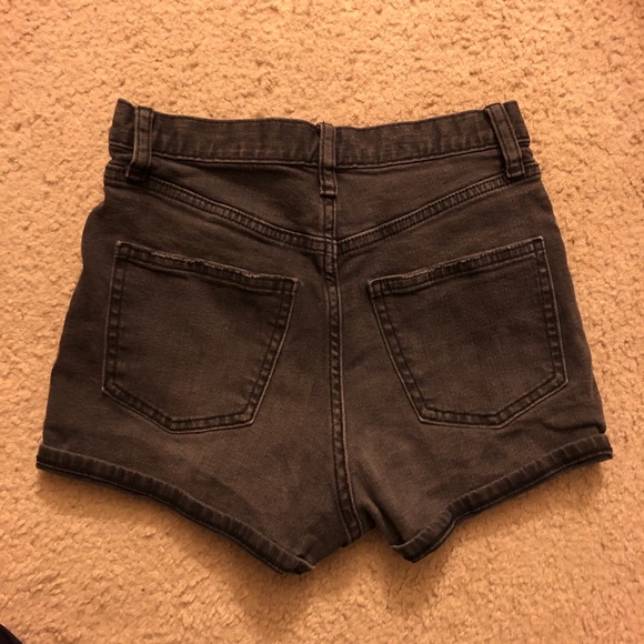 Uniqlo High Rise Denim Shorts - Picture 2 of 3